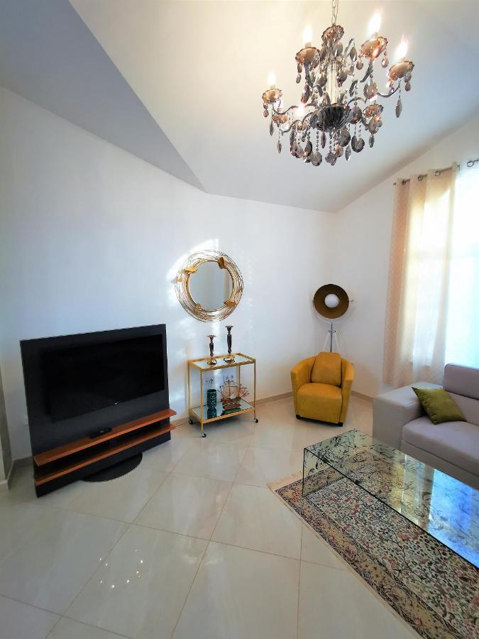 Apartments Petar Pan Fazana Bagian luar foto