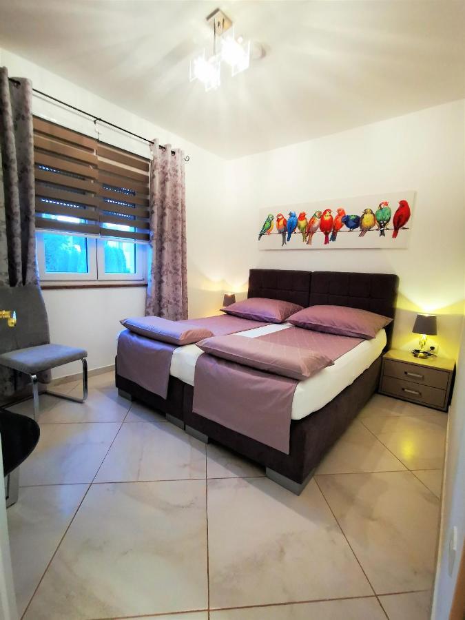 Apartments Petar Pan Fazana Bagian luar foto